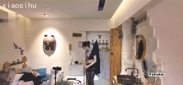 極品空姐下班回家❤️被強推無套內射完美露臉