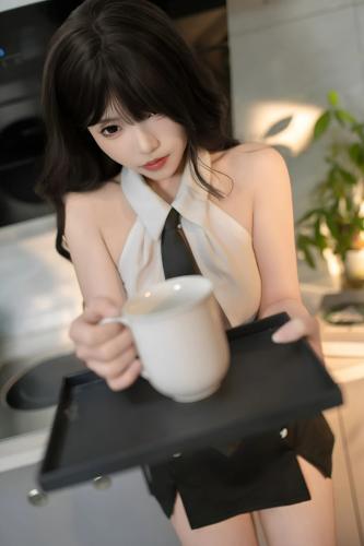 [Cosplay] Bangni邦尼 小职员