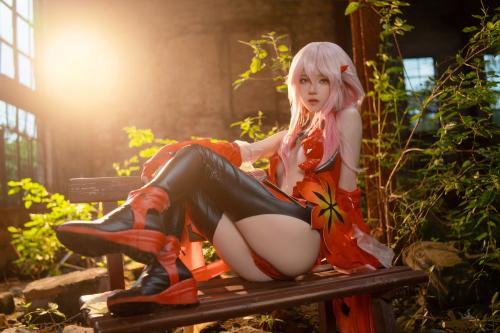 [Cosplay] 桜桃喵 楪祈