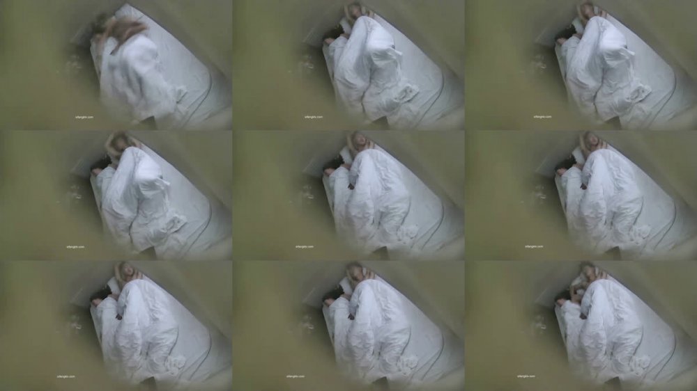 《樂橙雲破解》小哥帶著清純的的女友開房各種姿勢啪啪❤️車頭燈還不小[MP4/606MB]