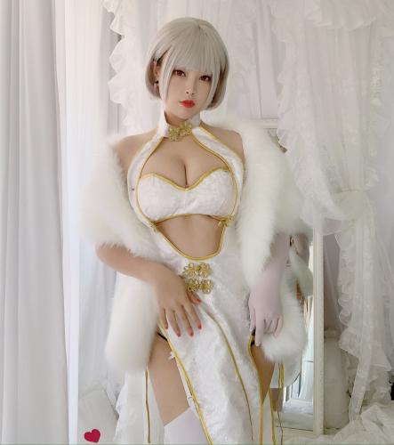 [Cosplay] Niyeye 白烨烨 – White Qipao 白旗袍
