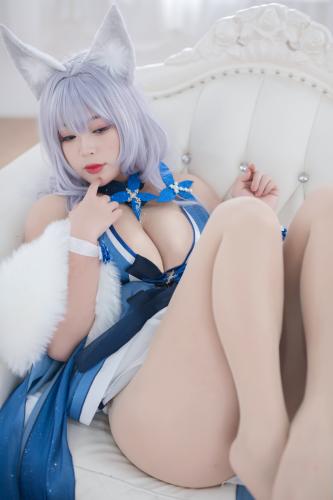 [Cosplay] Niyeye 白烨烨 – Shinano Pajama Seduction 信浓睡衣诱惑
