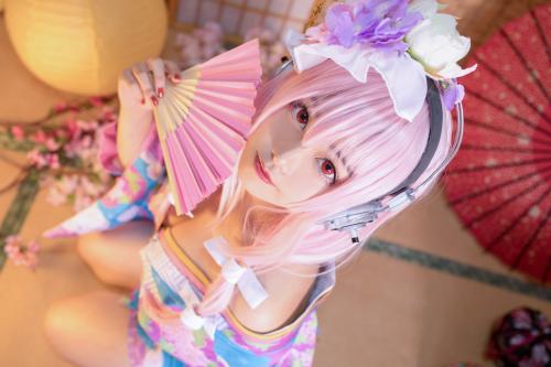 [Cosplay] Mizhi Mao Qiu 蜜汁猫裘 – Sonico Kimono 索尼子和服