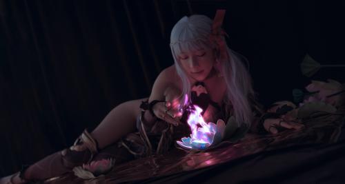 [Cosplay] KiKi 蓝小沂 – Kama 伽摩