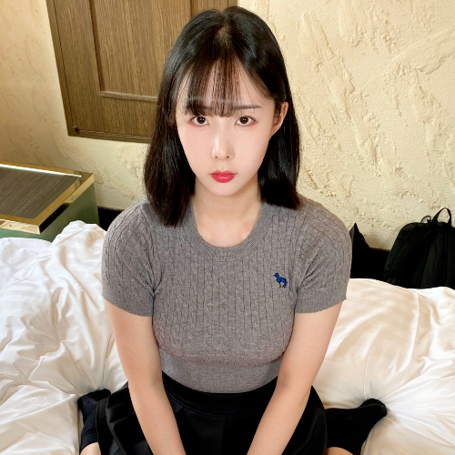 FC2-PPV-4772206 高身長韓系美女翹著美臀讓我狂插射進去(無碼FHD)