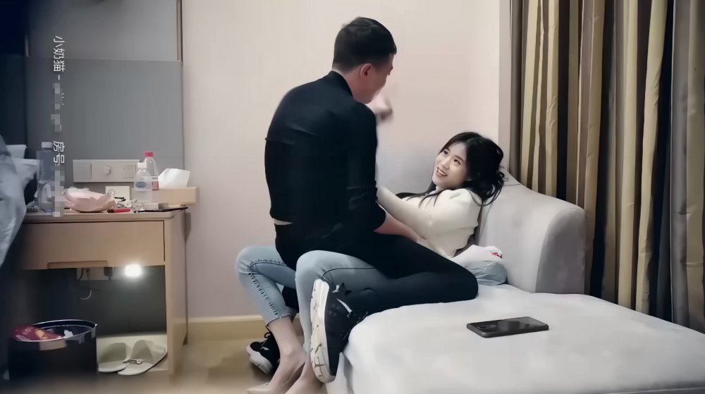 【AI增強】黃先生代班經典作之高跟情趣護士1117僅一場肉絲護士夠情趣老黃酒後很暴力聽譯字幕