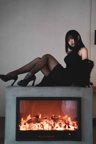 [Cosplay] 柒柒要乖哦 清寂 [22P-308MB]