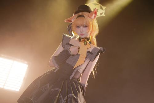 [Cosplay] lunananya Blue Archive Iochi Mari (idol) (伊落マリー) [26P-143MB]