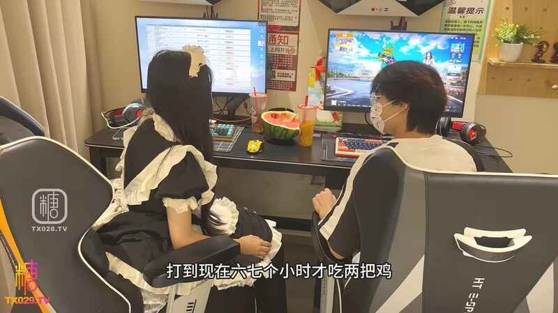 洛麗塔少女的電競陪玩 吃雞口交侍奉 玩弄小穴無套抽插 榨射老闆精液頂級服務[MP4/2.46G]