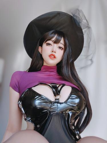 [Cosplay] 女主K 魔女の日常 [92P1V-356MB]