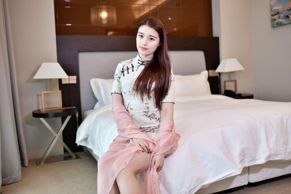 骯髒的蕩婦！ 真的操半天都不高潮的妹子，超級性冷淡[28P]