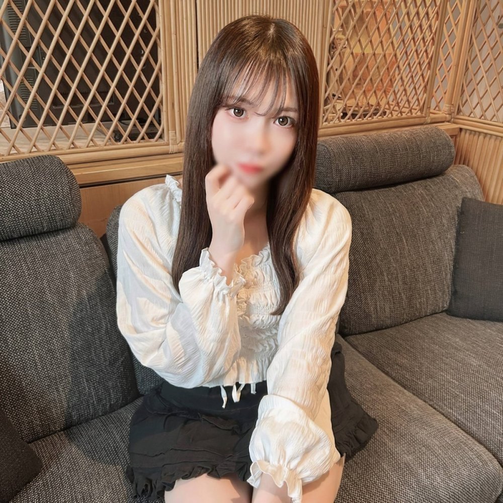 新FC2PPV 4668947 模特級別的絕世美女大學生高潮表情令人無法抗拒