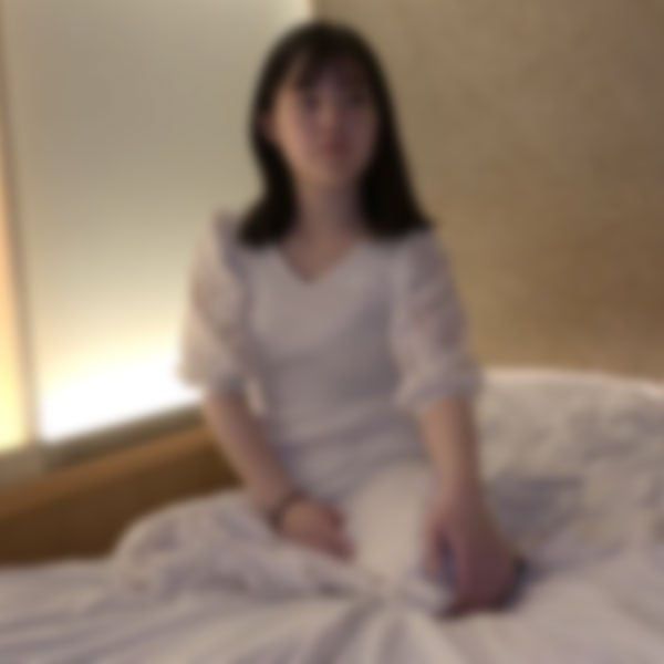 FC2-PPV-4792521 他人棒で白目をむいて 【高清無碼】