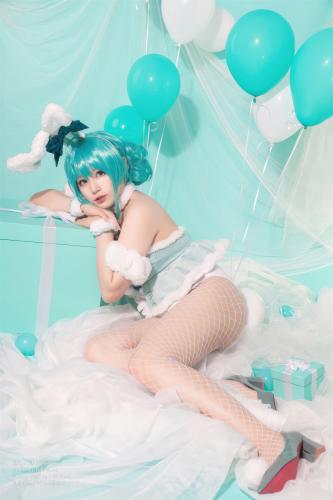 [Cosplay] Nyako喵子 初音白兔 [41P-323MB]