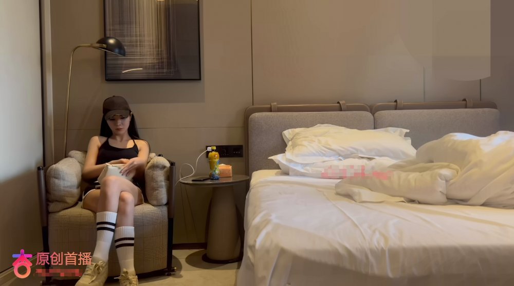 【AI增強】杏吧建材王哥14-今天約了一個剛下海的白富美。 不為賺錢就為體驗生活，完事給她操爽了直誇真厲害