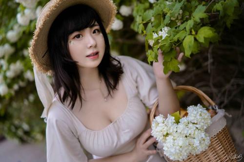 [Cosplay] 皮皮奶可可爱了啦 绣球花 [36P-661MB]