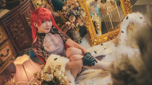 [Cosplay] 源纱希喵喵喵 君主旗袍 [16P-202M]