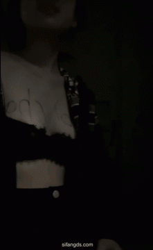 [MP4/623MB]11月新品，露出小母狗勾引保安和按摩老頭，完成主人任務，叫醒保安大爺，把老大爺都嚇壞了