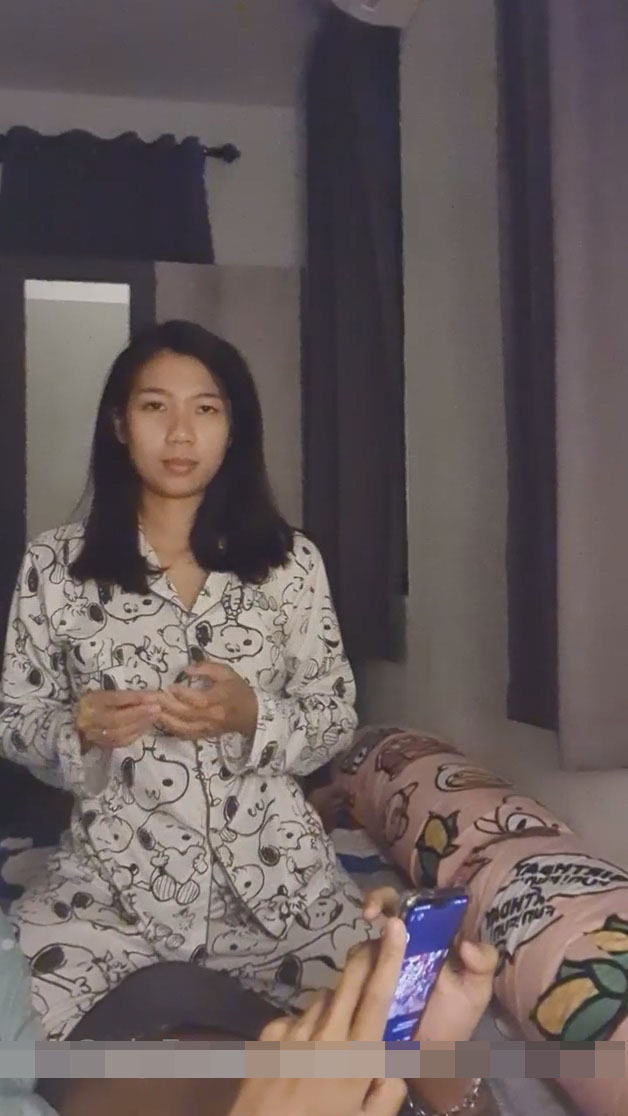 頂級綠帽癖情侶mickeemo露臉福利 主打居家各種真實性愛[MP4/396MB]