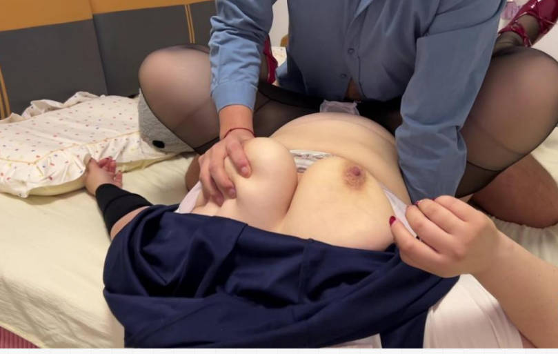 最新福利，亂倫大神【我的巨乳親表姐】姐夫在樓下等著，我在樓上內射完姐姐不擦，帶著我的精液見他