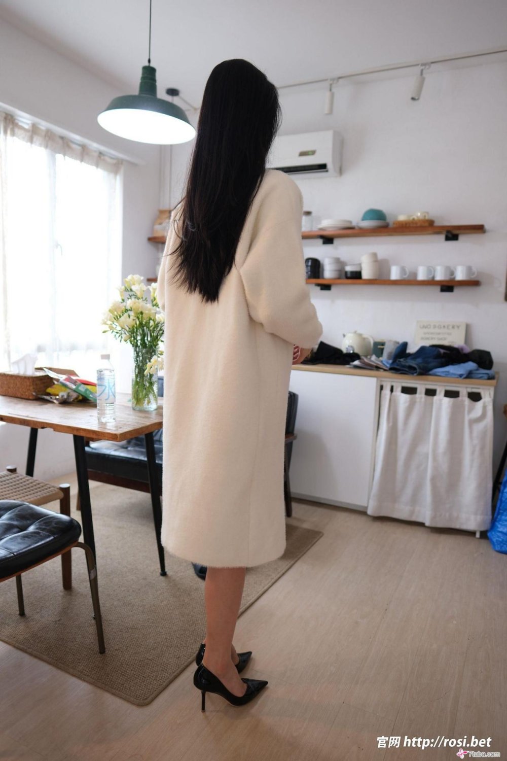 性感美圖186期紅絲肥臀[65P]