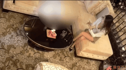 渣男探花渣男 5000約了一位超模身材女孩渾身上下沒有一絲贅肉跟我訴說遇到的變態客戶從床上操到沙發上大戰