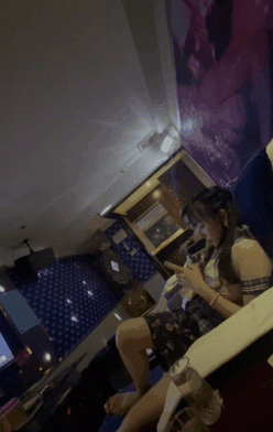 11月新品，重磅回歸開局就王炸，頂級露出【TonyJ和貝貝】付費（7），KTV吃雞公園野戰調教