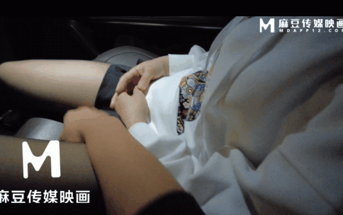 綠妻大神芒果 - 兄弟雙龍共用嫂子 真屌假棒齊上陣 吊帶情趣灰絲前後輸出 猛乾嫂汁四溢 肉便器榨乾精液