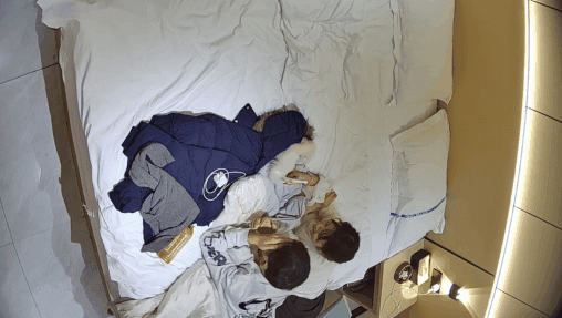 12-9新流出酒店偷拍 終於等到電燈泡離開了我使勁折騰我甜美女友完整版