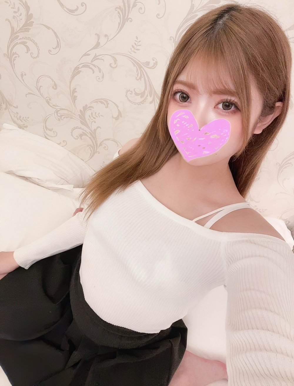 新FC2PPV 4674037 E罩杯·名校兼職妹敏感無毛小穴 激烈插入