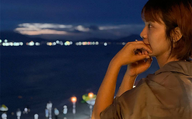 廣州小騷貨張思淼私密視頻流出露臉深情添屌 男友無套猛乾性欲太大 事後仍不滿足用道具狂震騷穴！ [MP4/191MB]