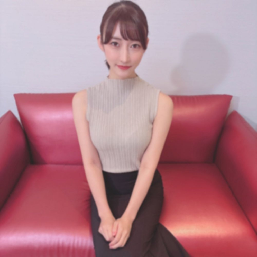 FC2-PPV-4810346 超大手上場企業で働く【高清無碼】