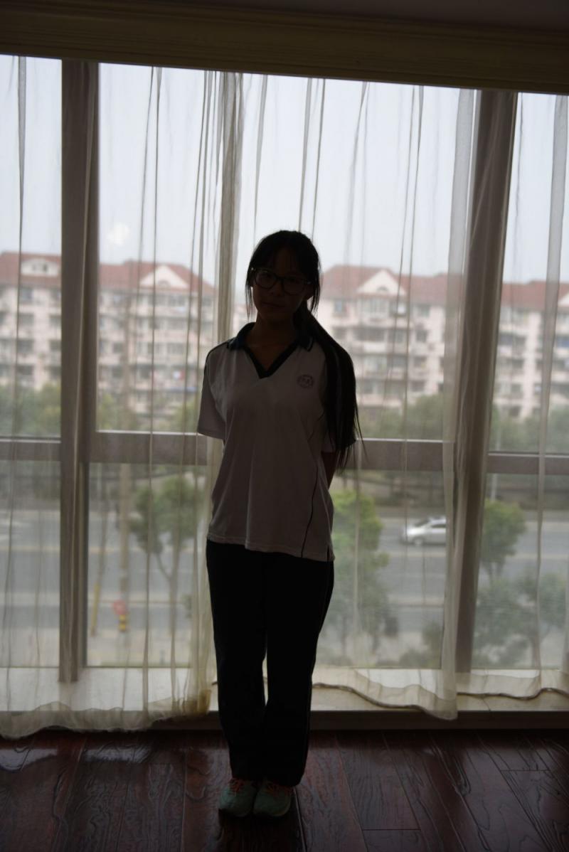 校服眼鏡土妹子[58P]