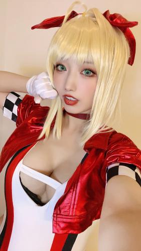 [Cosplay] 切切celia 尼禄赛车 [14P-57MB]