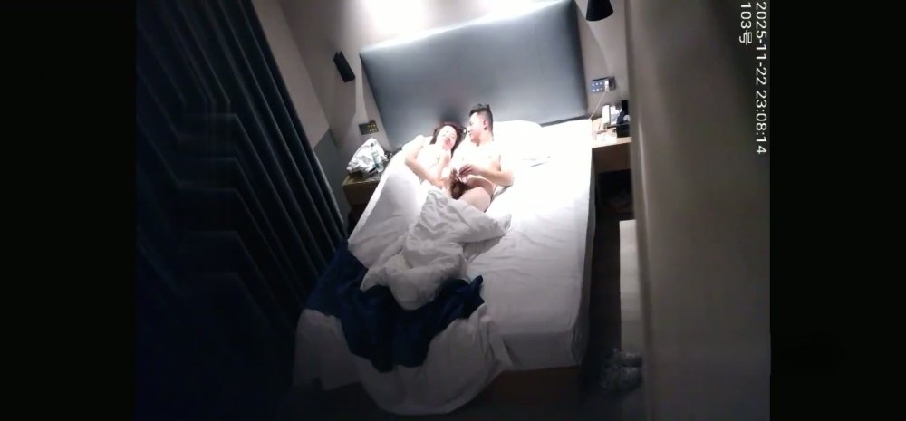 酒店針孔偷拍精彩合集31部（僅展示部分圖片請下載觀看）