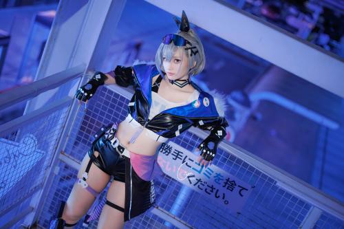 [Cosplay] Cien恩恩 Silver Wolf 銀狼 [29P-19MB]