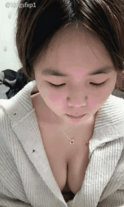 推薦 巨乳校花 首次被乾【毛毛大王】奶子超漂亮 皮膚白皙細膩 長腿翹臀粉嫩騷逼 無套啪啪射一身