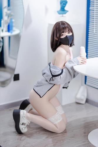 [Cosplay] 洛桑w伊梓 甜筒 [40P-261MB]