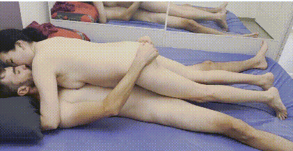 韻味熟女大姐 身材豐滿皮膚白皙 吃雞舔穴在家被帥氣繼子無套輸出無毛肥鮑魚 內射