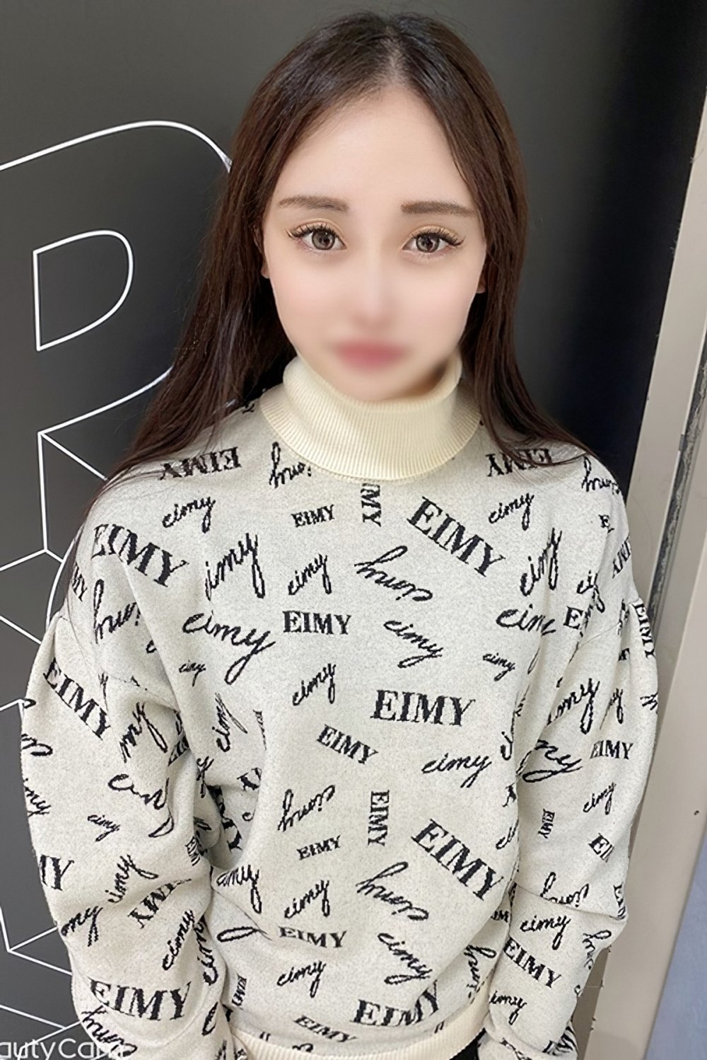 新FC2PPV 4682685 黑髮混血系美女男人們盡情享用