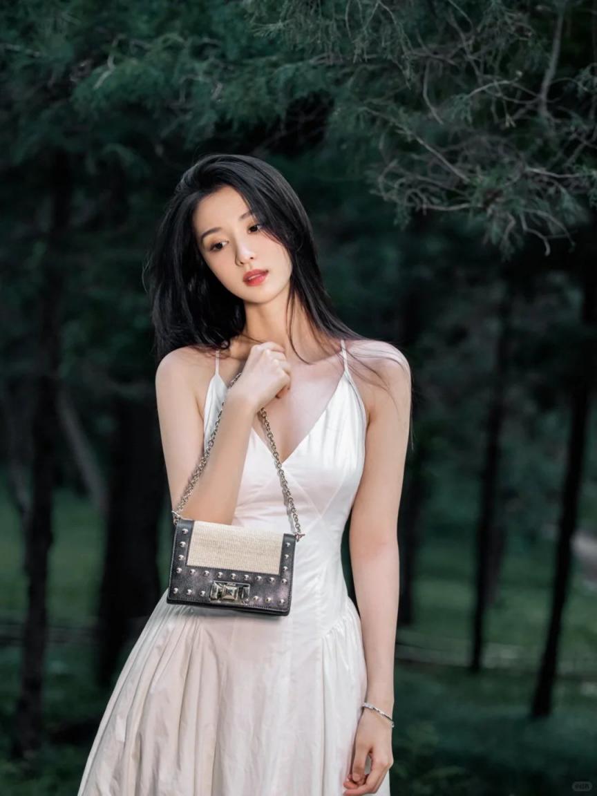 情趣小少婦[30P]