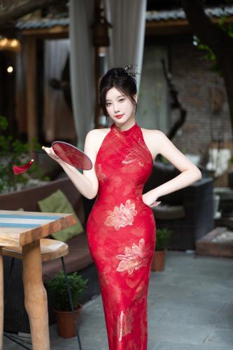[XR] Yang Chen Chen (杨晨晨Yome) – 秀人网模特 红色旗袍