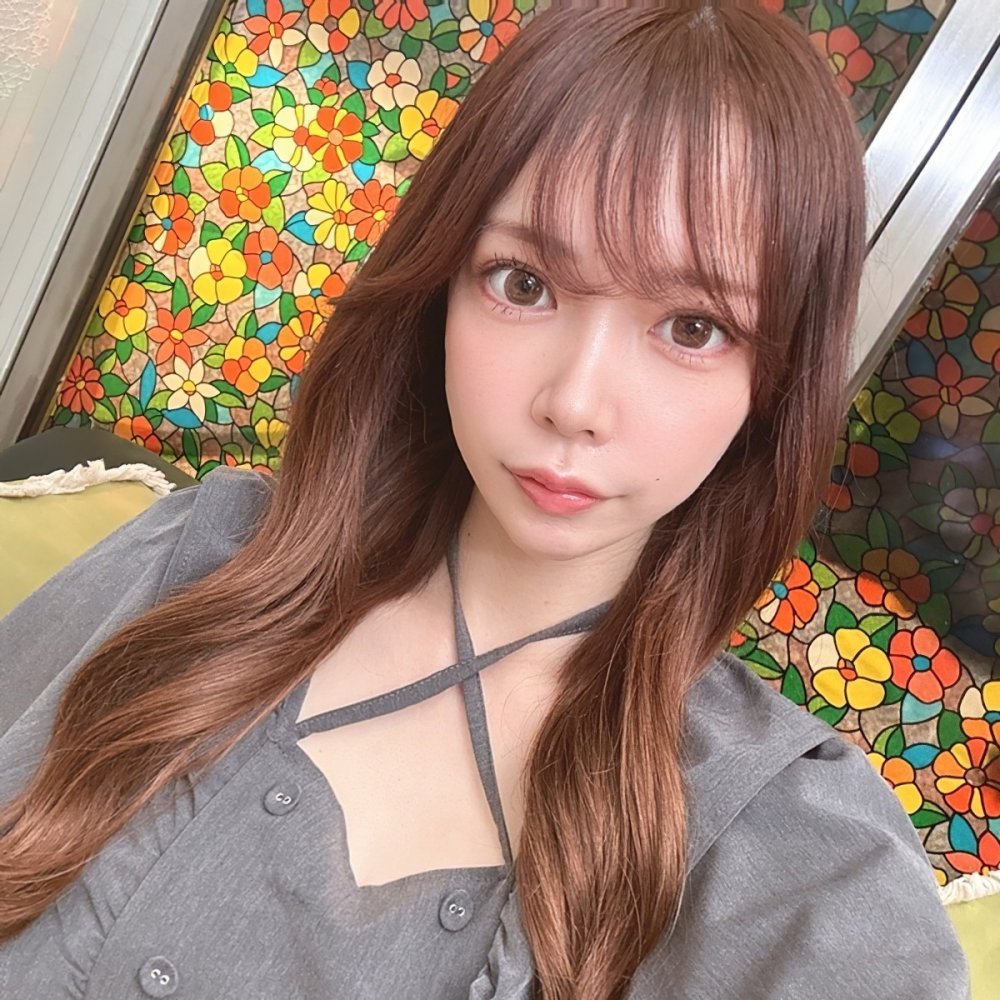 新FC2PPV 4684348 最強顏值粉嫩小穴小姐姐