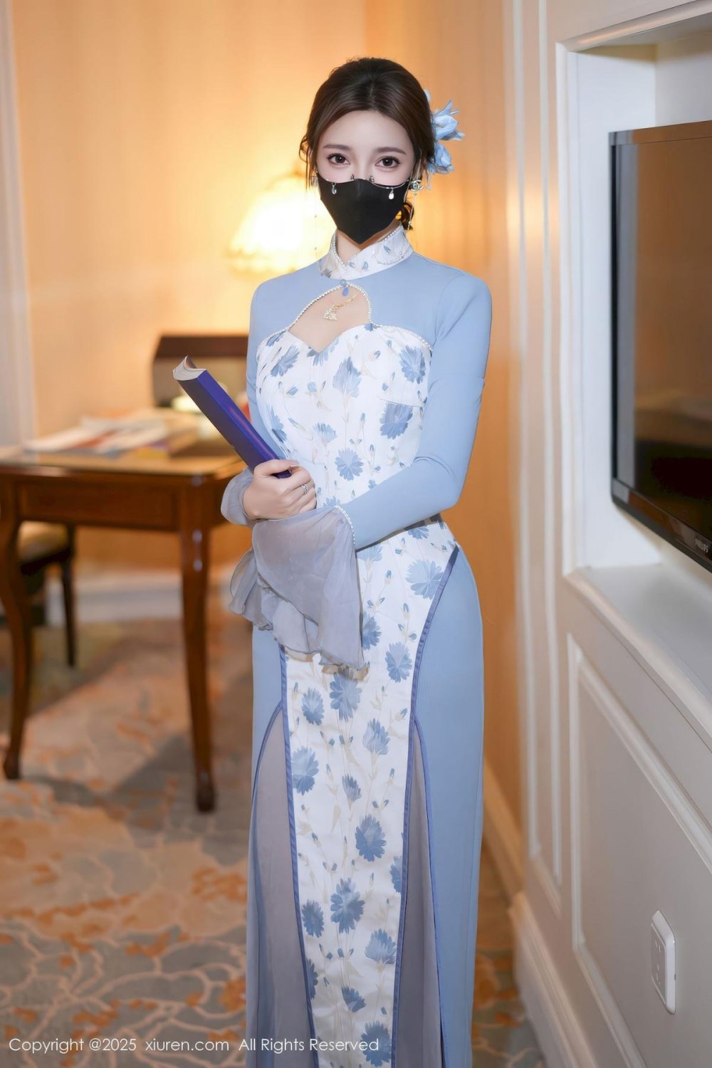 Twins-桃桃藍色連衣裙白絲主題美麗寫真[30P]