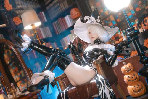 [Cosplay] 屿鱼 尼尔：机械纪元 2B 万圣女巫同人 [70P-596MB]