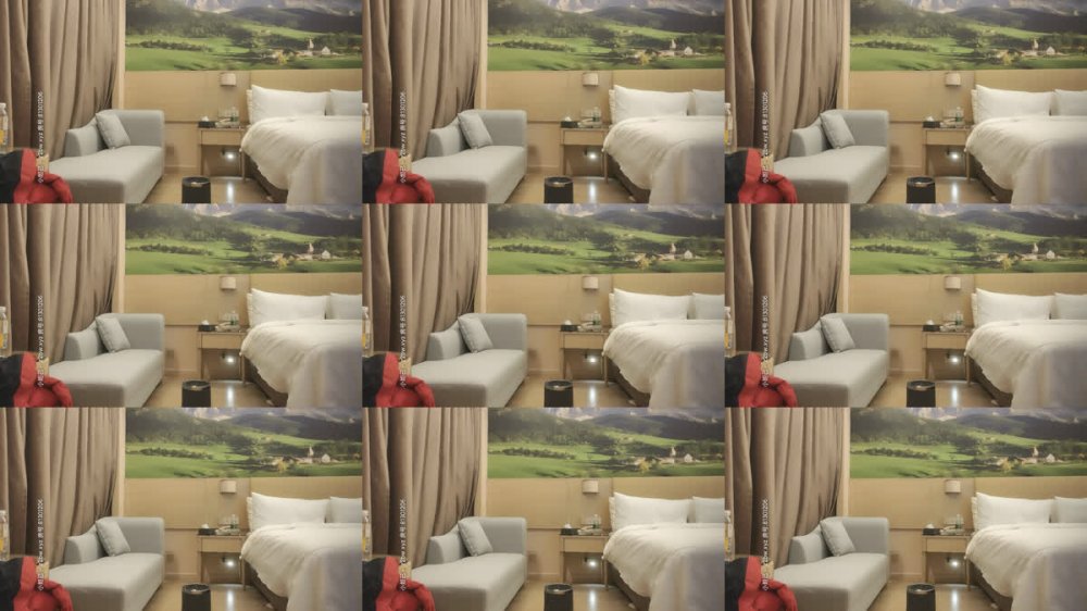 【AI增強】20210129_[原版]一屌探花_鴨哥上場必是佳作，白虎饅頭穴，極品週邊小姐姐