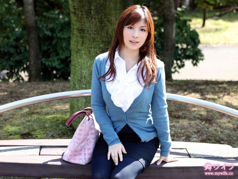 287 秋吉 智子 Tomoko Akiyoshi さくらい葉菜 [30P]