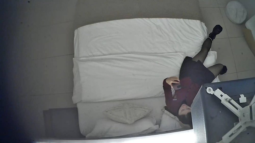 2-7流出酒店偷拍高貴氣質白嫩黑絲少婦下午幽會舔逼狂魔情人被各種舔逼菊花後啪啪