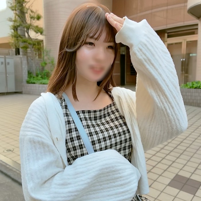 新FC2PPV 4690378 M屬性女大學生 趁著沒課偷情 呻吟不止