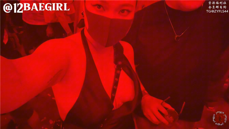 推特測評博主【十二12baegirl】12.28 新作酒吧之夜 春藥試用騷穴挑逗出水 中出手淫